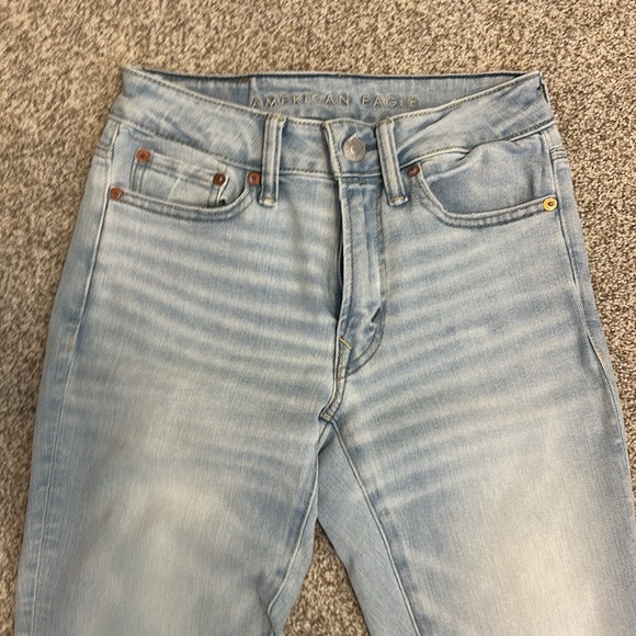 American eagles jeens size 26x28 slim fit - Picture 2 of 4